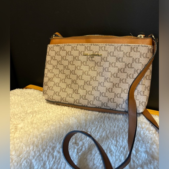 Karl Lagerfeld crossbody - Picture 1 of 3